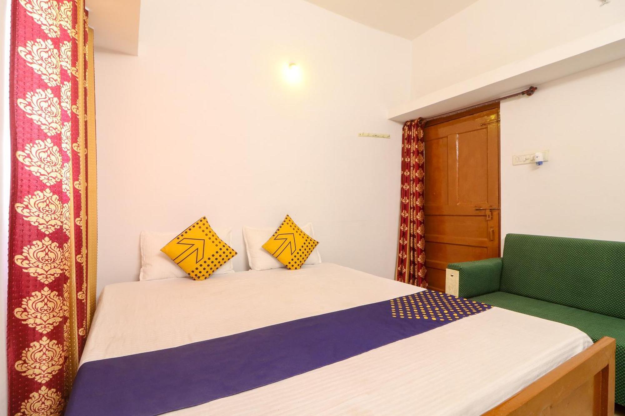 Spot On Hotel Om Kanha Bilāspur Eksteriør bilde